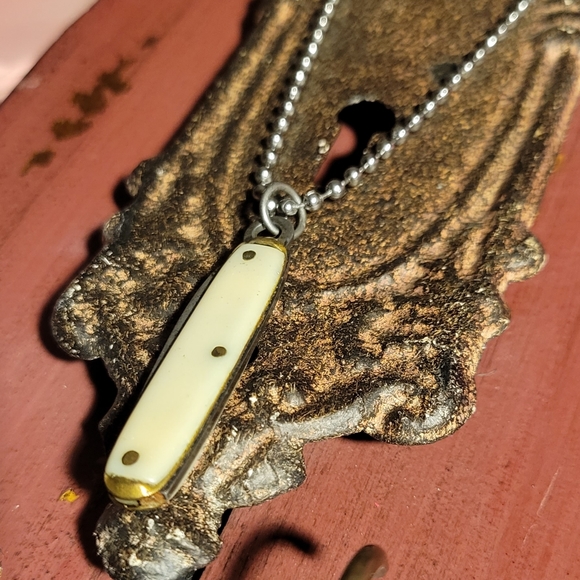 Self defense jewelry vtg art deco silver made in usa crm handle knife necklace - Picture 9 of 17